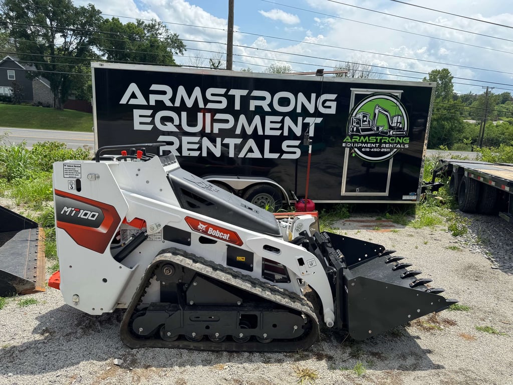 Skid Steer Bobcat MT100/ Mini Skid
